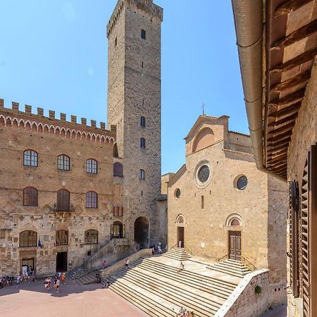 Sangi Studio Apartment - With Amazing View Of The Duomo San Gimignano Dış mekan fotoğraf