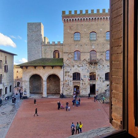 Sangi Studio Apartment - With Amazing View Of The Duomo San Gimignano Dış mekan fotoğraf